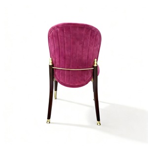 <span class=keywords><strong>Chaise</strong></span> de salle à manger de mariage haut de gamme à dossier rond en <span class=keywords><strong>velours</strong></span> <span class=keywords><strong>rose</strong></span> et pieds en métal robuste avec embouts dorés pour événements de luxe - Product Image 4