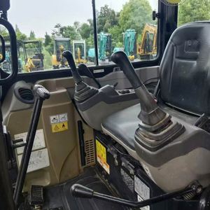 Mini-excavatrice d'occasion 304C/304CCR de 4 tonnes avec pompe hydraulique Parker du Japon et moteur haute performance - Product Image 6