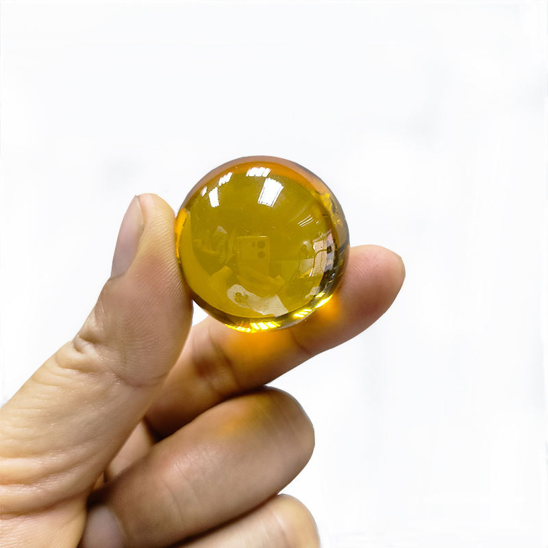 สีเหลือง