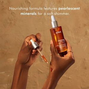 Loción Iluminadora con Brillo Bronceado Vegano 100%, Aceite Bronceador Corporal con Agua de Naranja, Resistente al Agua, Ingrediente Principal Vitamina C - Product Image 3