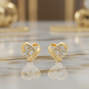 Orecchini a perno Hhieni a forma di cuore in oro bianco con diamanti incastonati a griffe, gioielli classici unisex di alta qualità - Product Image 2