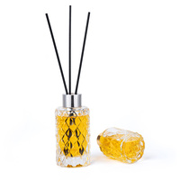 Bouteilles diffuseurs d'arômes en verre côtelé de luxe 50 ml et 100 ml pour diffuseurs à bâtonnets d'huiles essentielles, emballage vierge personnalisé