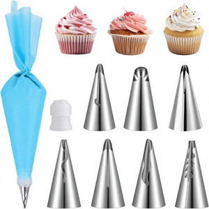 Kit de décoration de gâteaux coréens 9 pièces : douilles à pâtisserie, embouts floraux et coupleurs pour un design floral réaliste – Outils de pâtisserie - Product Image 1