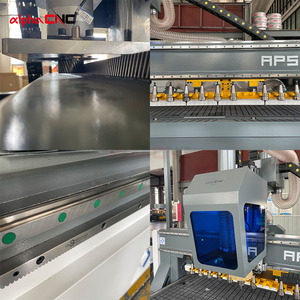 Routeur CNC multifonctionnel 1325 ATC pour la sculpture sur bois, production automatique <span class=keywords><strong>de</strong></span> portes d'armoires, machine <span class=keywords><strong>de</strong></span> fraisage CNC ATC pour le bois - Product Image 5
