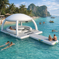Plateforme flottante gonflable de luxe pour yacht avec parasol, canapé, bar, tente, coussin d'air et ponton, idéale pour les fêtes, capacité 10+ personnes