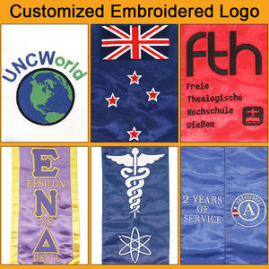 Estola de Graduación de Satén de 60 Pulgadas con Diseño Personalizado y Logotipo Bordado - Product Image 4