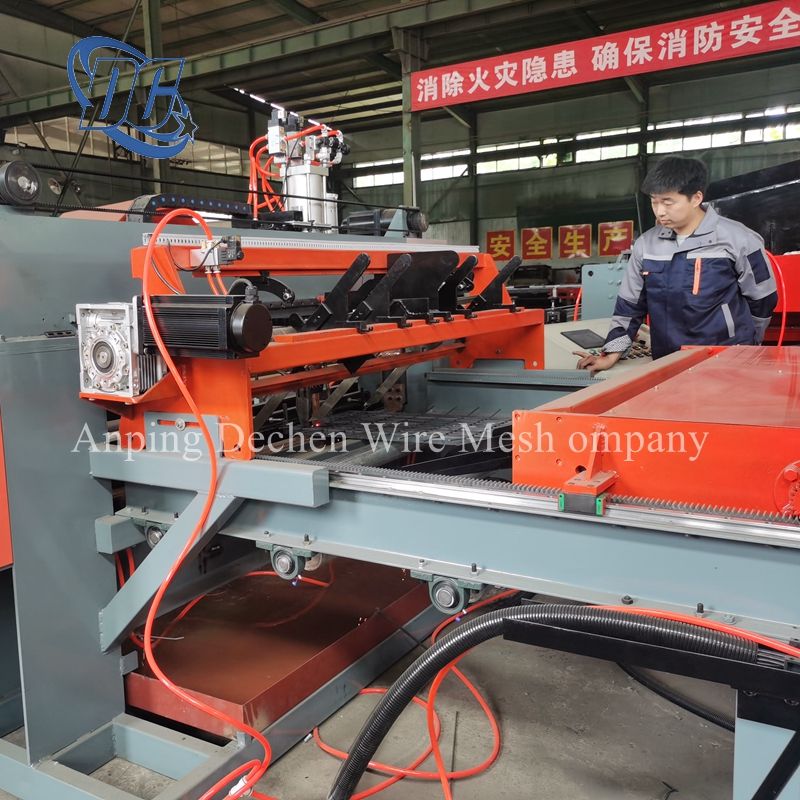Lattice Machine Dechen Steel Grid Grille Lattice Making Machine Welded Steel Grating ...