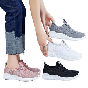 Nuevos zapatos deportivos con cordones para mujer, malla informal transpirable para uso diario con plantilla de PVC antideslizante acolchada para otoño - Product Image 2