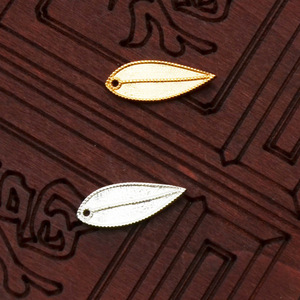 จี้รูปใบไม้ทองแดงชุบทองและเงินสำหรับทำสร้อยคอรูปทรงเพชร - Product Image 1