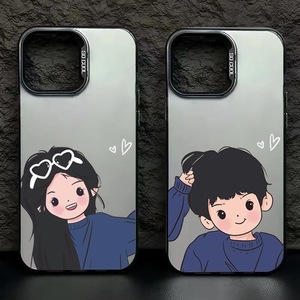 Cover per Smartphone con Simpatici Cartoni Animati e Coppia che si Trafigge i <span class=keywords><strong>Capelli</strong></span> per iPhone 16/15/14/13/12/11/Pro/Pro Max/Plus/<span class=keywords><strong>X</strong></span>/XS/XR - Product Image 3