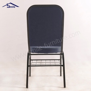 Sillas Comerciales Usadas de Hierro Marca SMILE para Iglesia, Populares, Baratas, de Alquiler, al por Mayor - Product Image 4