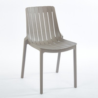 Chaises de jardin empilables nordiques modernes en plastique PP pour hôtel, restaurant, salle à manger, salon, terrasse, balcon, café