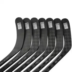 Fabrik Großhandel Flex 70 75 85 95 105 18K gewebter Kohlenstoff-Eis-Hockey-Stick Erwachsenen-Eis-Hockey-Spielgebrauch