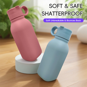 Gobelet portable en silicone avec paille pour enfants, anti-fuite, sans BPA, bouchon à bouton-poussoir, compatible lave-vaisselle, logo personnalisé, 9 options de couleurs - Product Image 4