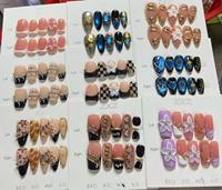 Faux ongles carrés rigides faits à la main, réutilisables, à presser, sélection de styles aléatoires