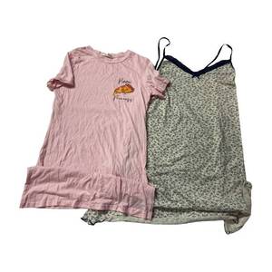 ชุดเดรสสำหรับสตรีแบบใช้ในมาเลเซียชุดเดรสแบบต่างๆเหมาะกับกลุ่มอายุที่แตกต่างกัน - Product Image 2