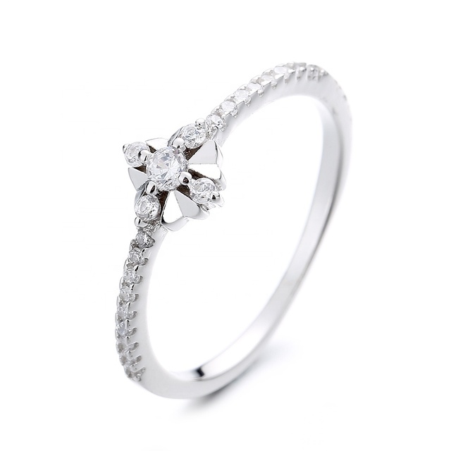 Fashion 925 Sterling Silver Cubic Zirconia Flower Shape Engagement Ring