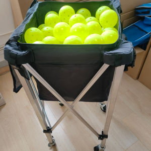 도매 맞춤형 경량 알루미늄 합금 휴대용 접이식 피클볼 카트, 바퀴 달린 피클볼 공 카트 - Product Image 1