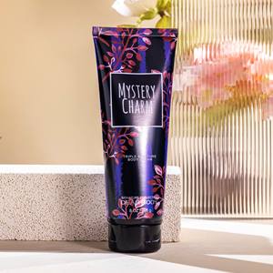 Spray de aroma botánico de niebla de fragancia Premium perfumada dulce para refrescar el cuerpo femenino - Product Image 2