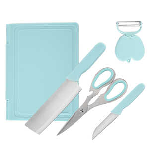 Tabla de Cortar Plegable de Plástico, Paquete de 5, con Cuchillo, Tijeras y Pelador para Picar, en Oferta - Product Image 1