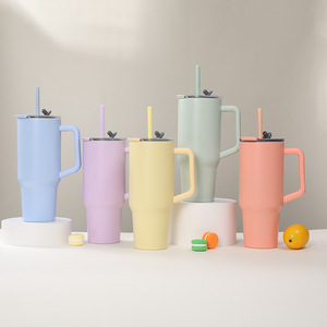 40Oz Cốc Phổ Biến Với Xử Lý Và Rơm Giữ Cốc Thân Thiện Với Cách Nhiệt Cốc Bằng Thép Không Gỉ Chống Trầy Xước Và Trượt - Product Image 1