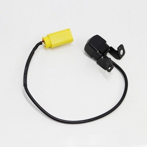 957602P202 กล้องมองหลังสำหรับเกีย โซเรนโต 12V กล้องช่วยถอยหลังพร้อมขั้วต่อสีเหลือง - Product Image 1