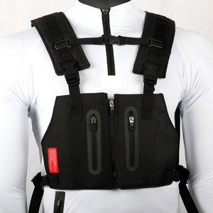 Gilet tactique multifonctionnel pour homme personnalisé Mode extérieur Grande capacité Vêtements d'entraînement sportif Sac à dos résistant à l'usure - Product Image 3