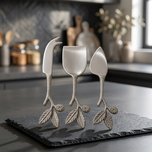 Juego de 3 piezas de cuchillos para queso de metal plateado con mango de hoja de roble y bellota, espátula para servir queso, calidad de exportación - Product Image 3