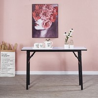 Table pliante moderne pour réceptions de mariage en plein air avec structure métallique et design rectangulaire en PVC blanc