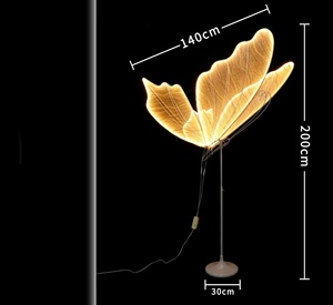 Nouveaux accessoires populaires : Ailes de papillon géantes bicolores pour la décoration de scène d'hôtel, éclairage romantique pour mariage - Product Image 4