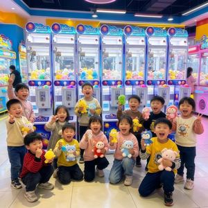 เครื่องเกมตู้คีบตุ๊กตาโลหะขนาดเล็ก พร้อมตุ๊กตาและของรางวัลอื่นๆ ใช้เหรียญ ยี่ห้อ XINGYAO - Product Image 6