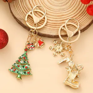 Porte-clés créatif Sapin de Noël et Chaussures Cadeau de Noël, Pendentif de sac en alliage, Petit cadeau de la série Noël - Product Image 1