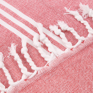 Serviette de plage en coton turc 100x180cm rayée à pompons, sans sable, pour usage extérieur - Product Image 3