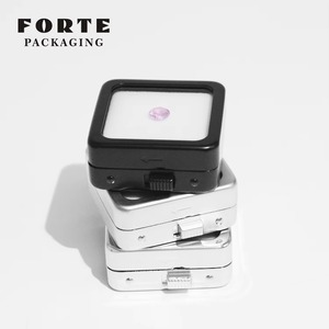 Estuche Metálico Cuadrado Pequeño FORTE para Gemas, con Acabado Brillante y Ventana para Piedras Pequeñas, Contenedor de Joyería Multitamaño - Product Image 2