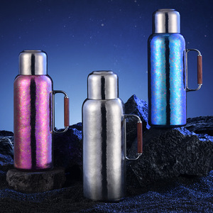 Pure Titanium Thermos Flask 1600ml 24H Insulation Business Gift With Wooden Handle - Product Image 1