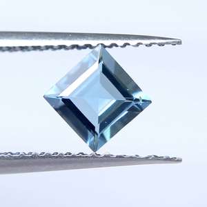 Piedra preciosa de Aguamarina natural Santamaria forma cuadrada azul 0.60ct 5x5x3mm facetado suelto para la fabricación de joyas - Product Image 3