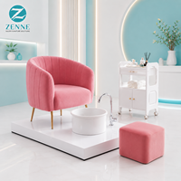 Ensemble de fauteuil de pédicure moderne en velours de luxe rose avec bassin de spa pour les pieds, mobilier de salon de manucure, robinet, ottoman, personnalisable OEM pour centres commerciaux et hôtels