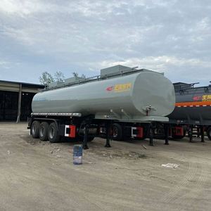 Vente directe usine Nouvelle semi-remorque citerne à carburant et à huile en alliage d'aluminium avec transmission manuelle, capacité 43000 litres - Product Image 4