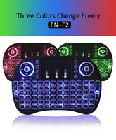 2026 BARU Keyboard Nirkabel Mini I8 dengan Lampu Latar 3 Warna USB 2.4GHz Multi-bahasa Air Mouse Touchpad untuk Laptop/TV/Android TV Box