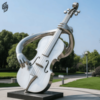 Patung Instrumen Gitar Cello dari Baja Anti Karat Berkualitas Tinggi yang Dikustomisasi untuk Dekorasi Taman atau Vila Luar Ruangan