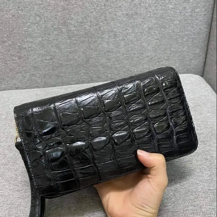 Hot item OEM Genuine Crocodile Leather Women Clutch Black color clutch Made In Vietnam Luxury Leather Clutch For Women