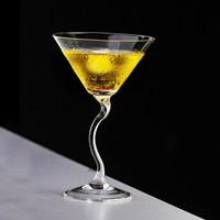 Verre à cocktail nordique créatif et écologique de haute qualité, gobelet à martini, margarita, à long pied, pour mousse, dessert