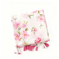Écharpe longue pour femme, motif floral rose frais, à pompons, pour le printemps et l'été, en coton à pois, séchage rapide, protection solaire, idéale pour les voyages et les vacances