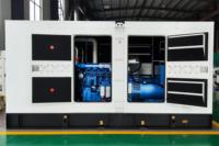 Vente chaude groupe électrogène diesel 490KW 500KW 600KW triphasé quatre fils insonorisé générateur diesel silencieux à vendre