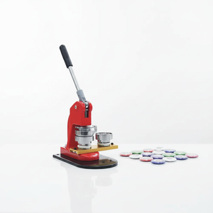 Nouvelle <span class=keywords><strong>machine</strong></span> à badges à broche ronde avec rail coulissant manuel et boutons en aluminium pour la saison commerciale - Product Image 1