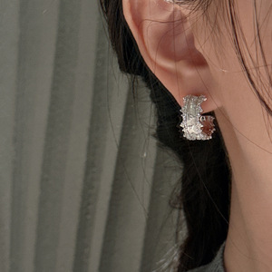 Pendientes Colgantes de Plata Pura S925 Wenchi, Estilo Palacio Medieval, Elegantes y con un Diseño de Nicho Sencillo y Moderno, China - Product Image 3