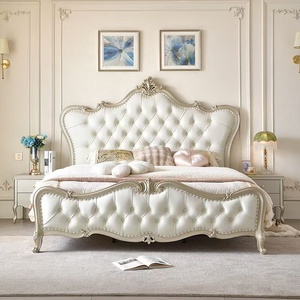 Letto Matrimoniale in Legno Massello Stile Americano 1,8m con Imbottitura Morbida in Pelle Ecologica per Camera da Letto Principale - Product Image 1
