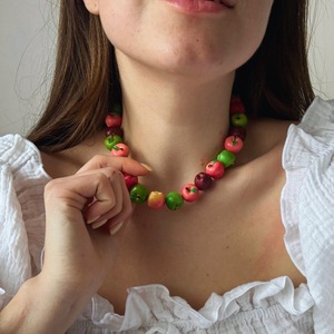 Collier ras du cou tendance SongYi avec breloques 3D fruits, perles colorées pêche et cerise, style esthétique dopamine, pour un look estival original - Product Image 6