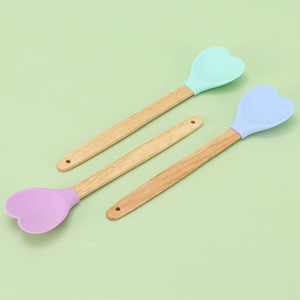 Heart Shaped Silicone Spatula Set Wooden Handle Oven Safe Dishwasher Safe Baking Pastry <b>Tools</b> For <b>Desserts</b> Eggs Chocolate Cake - Product Image 4