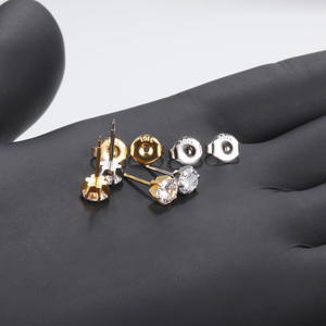 <span class=keywords><strong>Pistolet</strong></span> de perçage d'oreille stérilisé jetable sans kit de machine de perçage de douleur Cartilage <span class=keywords><strong>Tragus</strong></span> Piercing de lobe d'oreille corps de goujon d'oreille intégré - Product Image 2